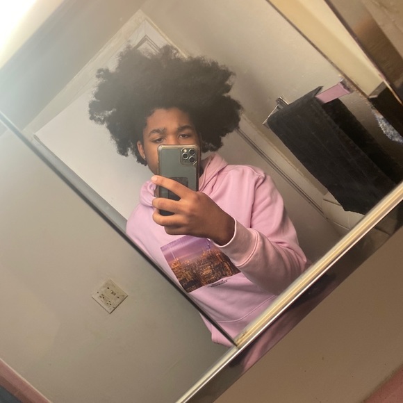 Meet your Posher, Ian - Picture 5 of 6